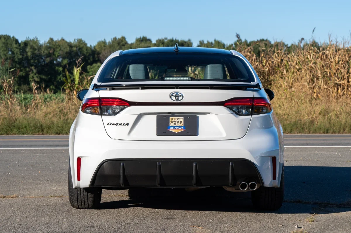 Toyota Corolla şəkil 2