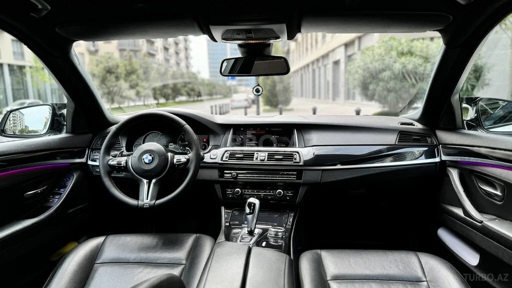 BMW 5-series şəkil 2